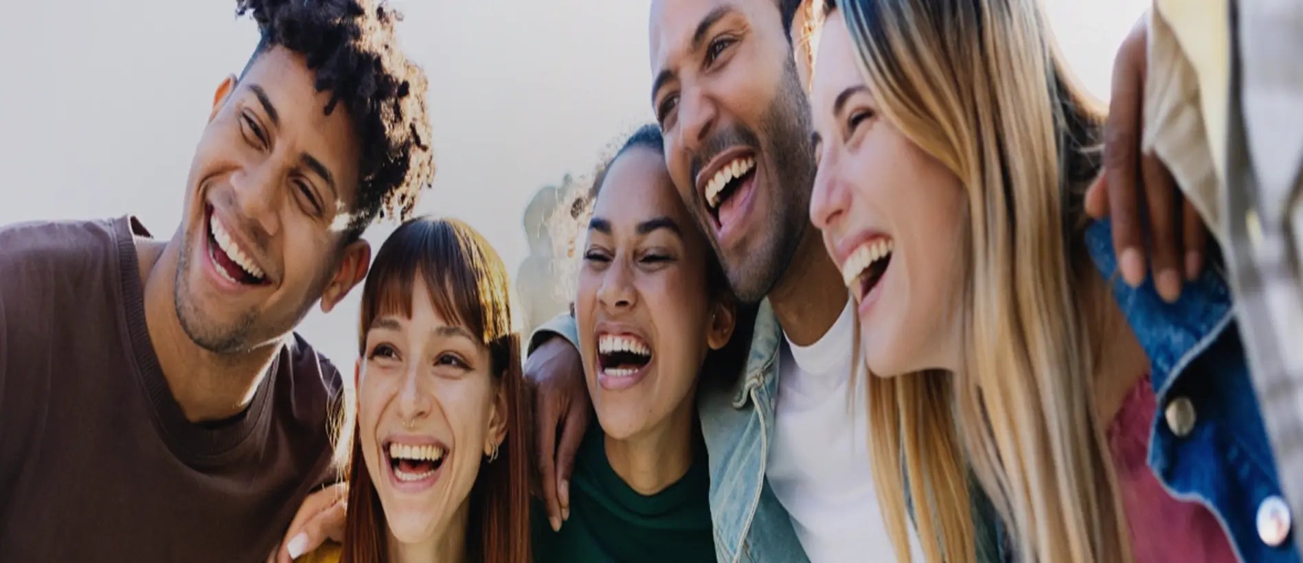 adolescentes-outras-geracoes-banner-longevidade-desktop